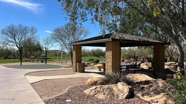 2527 W WARREN Drive, Anthem, AZ 85086