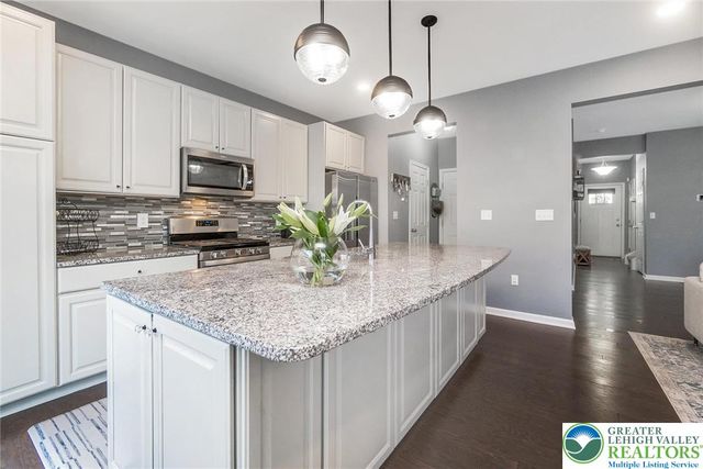 4491 Benjamin Court, Upper Milford Twp, PA 18049