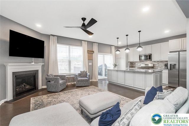 4491 Benjamin Court, Upper Milford Twp, PA 18049