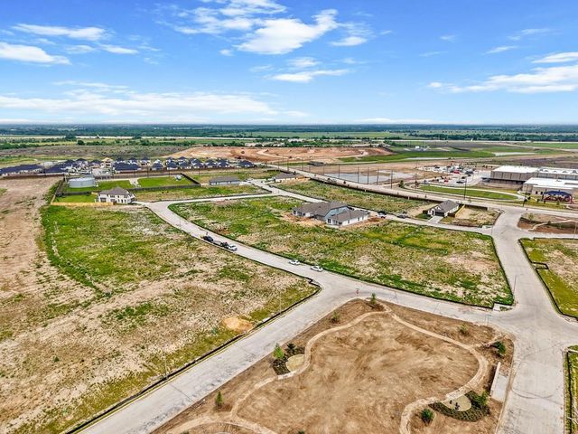 5522 Silk Petal Drive, Rosenberg, TX 77471