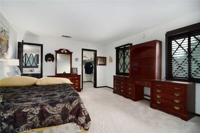 5515 Shirley Avenue, Tarzana, CA 91356