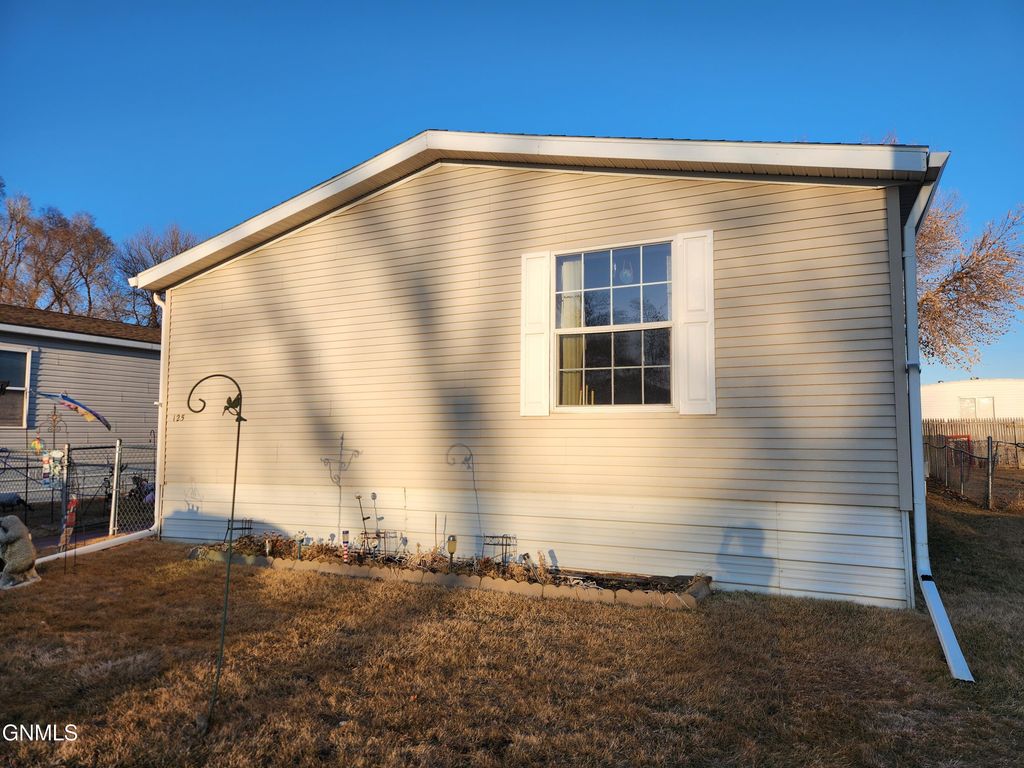 125 Maryland Street, Bismarck, ND 58504
