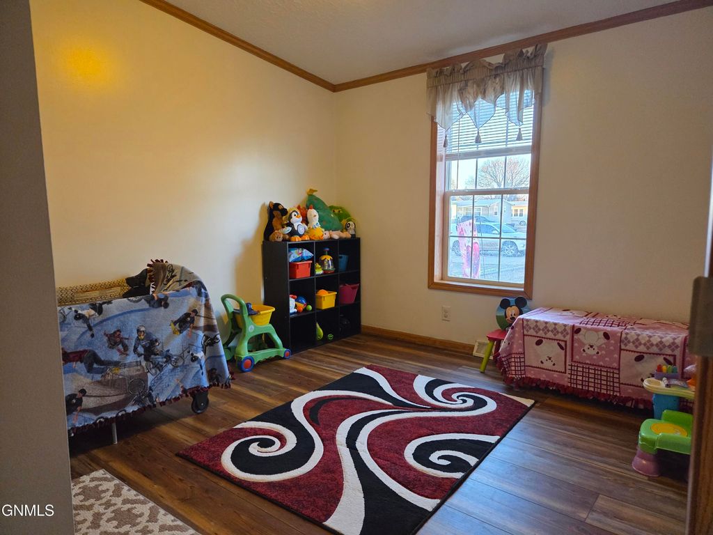 125 Maryland Street, Bismarck, ND 58504 photo 24