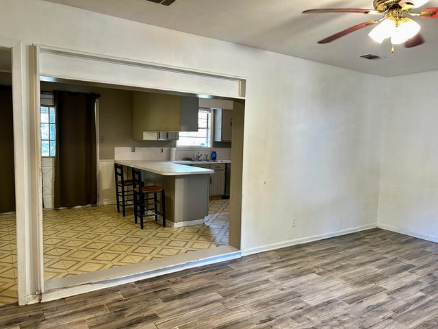 629 Auburn Dr, Deridder, LA 70634