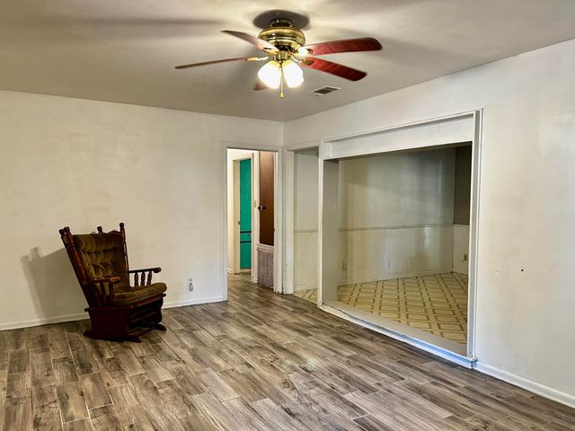 629 Auburn Dr, Deridder, LA 70634