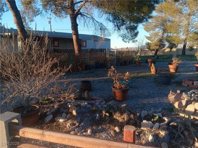 180 West Comstock Circle, Pahrump, NV 89048