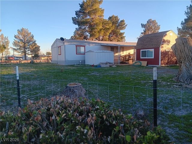 180 West Comstock Circle, Pahrump, NV 89048