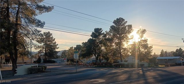 180 West Comstock Circle, Pahrump, NV 89048