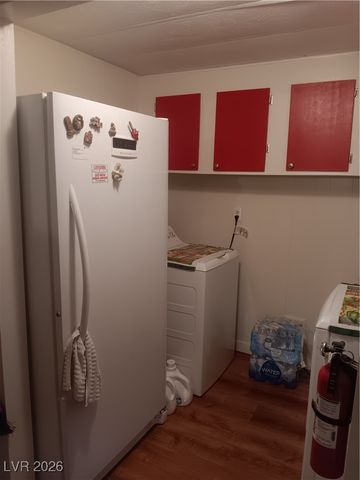 180 West Comstock Circle, Pahrump, NV 89048