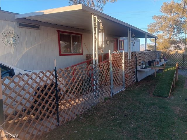 180 West Comstock Circle, Pahrump, NV 89048
