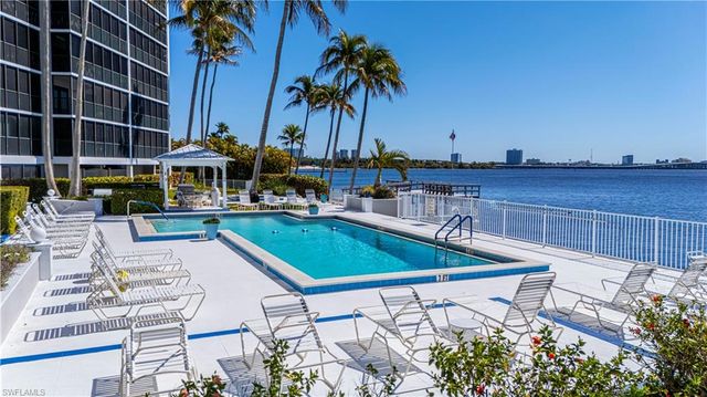 3350 N Key DR 914, North Fort Myers, FL 33903