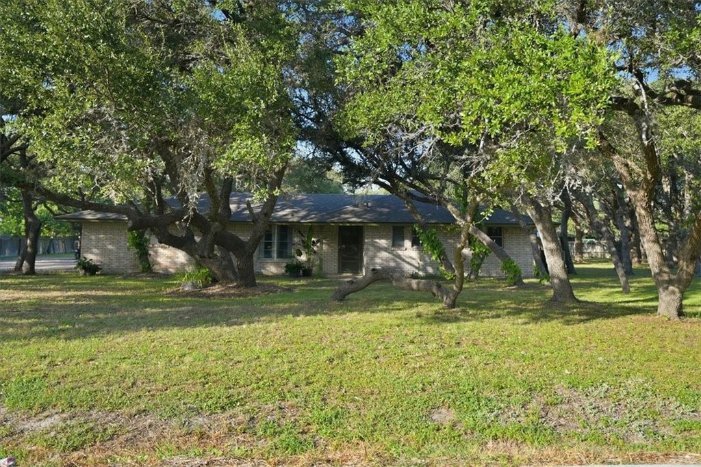1829 12th St, Ingleside, TX 78362 — exterior