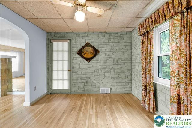 855 North Main Street, Allentown City, PA 18104