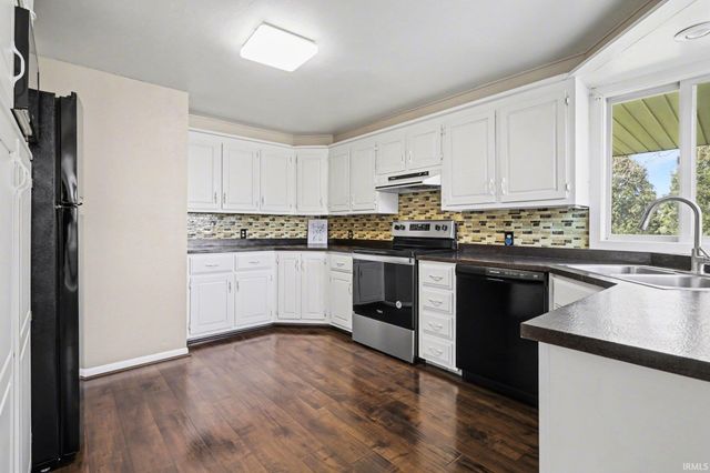 53582 State Road 13, Middlebury, IN 46540