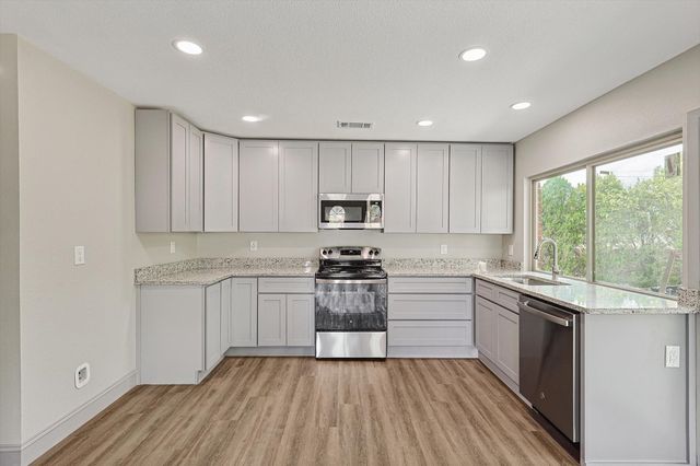 2903 Winterberry Drive, Carrollton, TX 75007