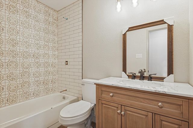 2903 Winterberry Drive, Carrollton, TX 75007