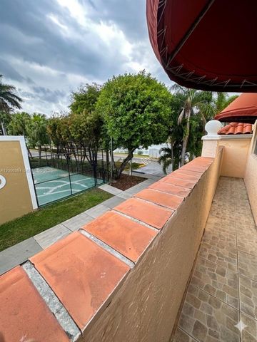 8590 NW 3rd Ln 102, Miami, FL 33126