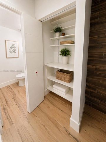 8590 NW 3rd Ln 102, Miami, FL 33126