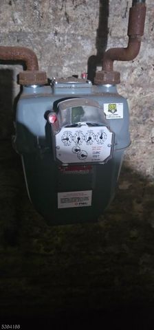 570 Summer Ave, Newark City, NJ 07104