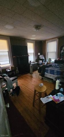 570 Summer Ave, Newark City, NJ 07104