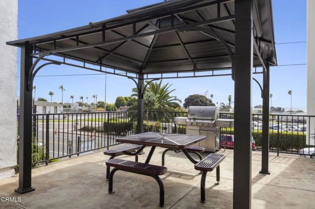 1381 E Santa Clara Street, Ventura, CA 93001