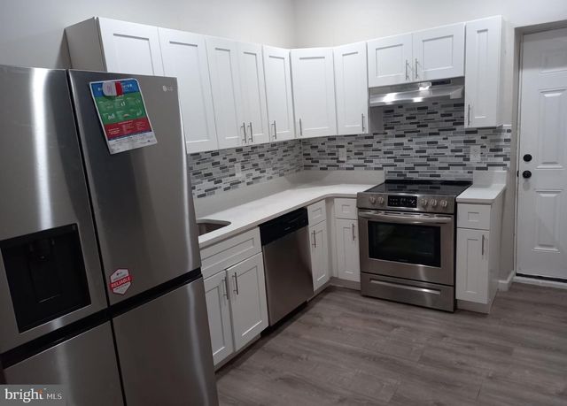 212 N WANAMAKER ST, Philadelphia, PA 19139