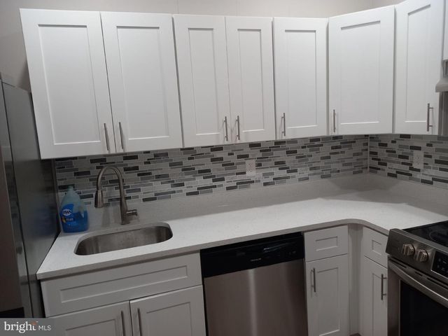 212 N WANAMAKER ST, Philadelphia, PA 19139