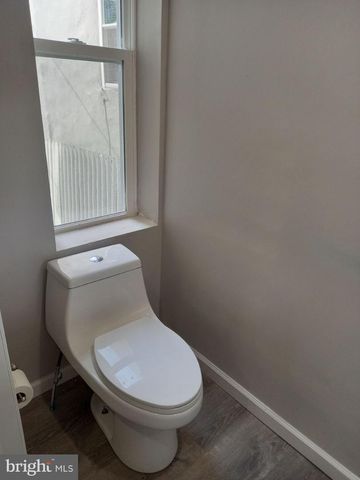 212 N WANAMAKER ST, Philadelphia, PA 19139