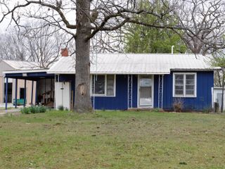 3308 County Road 1710, West Plains, MO 65775
