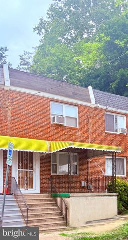 1304 EDGEWOOD AVE, Trenton, NJ 08618