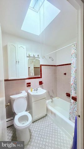1304 EDGEWOOD AVE, Trenton, NJ 08618