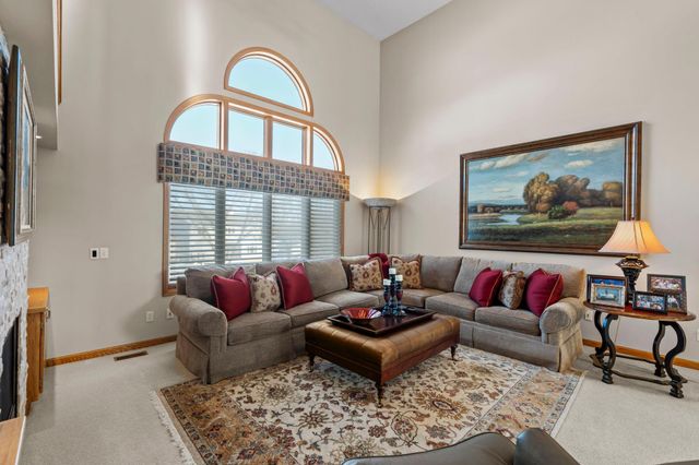 2530 Wexford Court, New Brighton, MN 55112