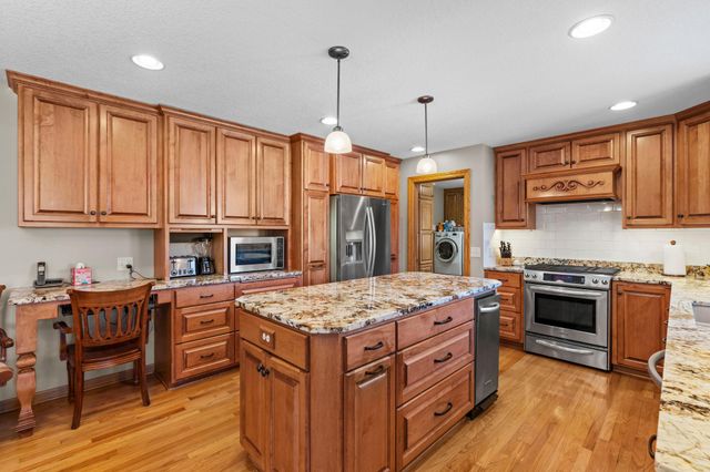 2530 Wexford Court, New Brighton, MN 55112