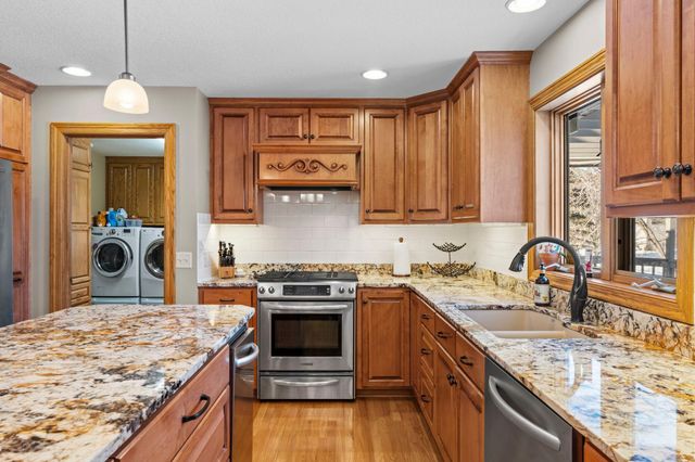 2530 Wexford Court, New Brighton, MN 55112