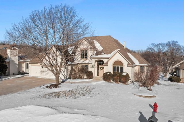 2530 Wexford Court, New Brighton, MN 55112