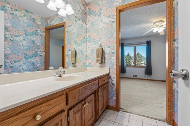 2530 Wexford Court, New Brighton, MN 55112