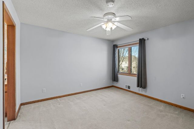 2530 Wexford Court, New Brighton, MN 55112