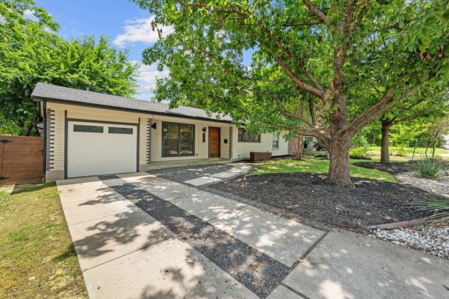 2611 Side DR, Austin, TX 78704
