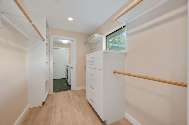 2611 Side DR, Austin, TX 78704