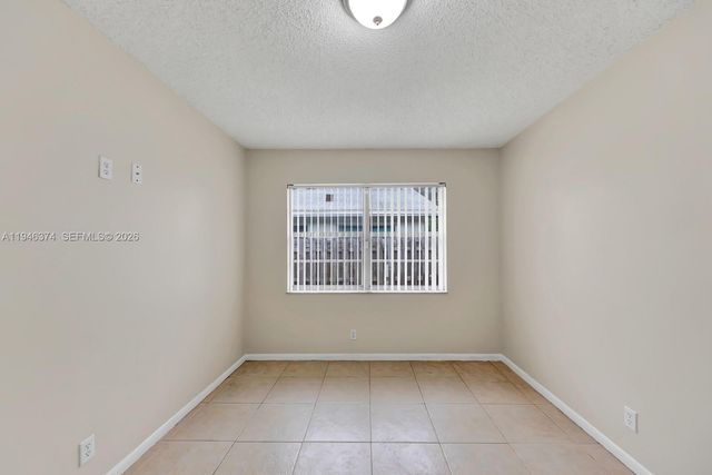 2610 Riverland Dr, Fort Lauderdale, FL 33312