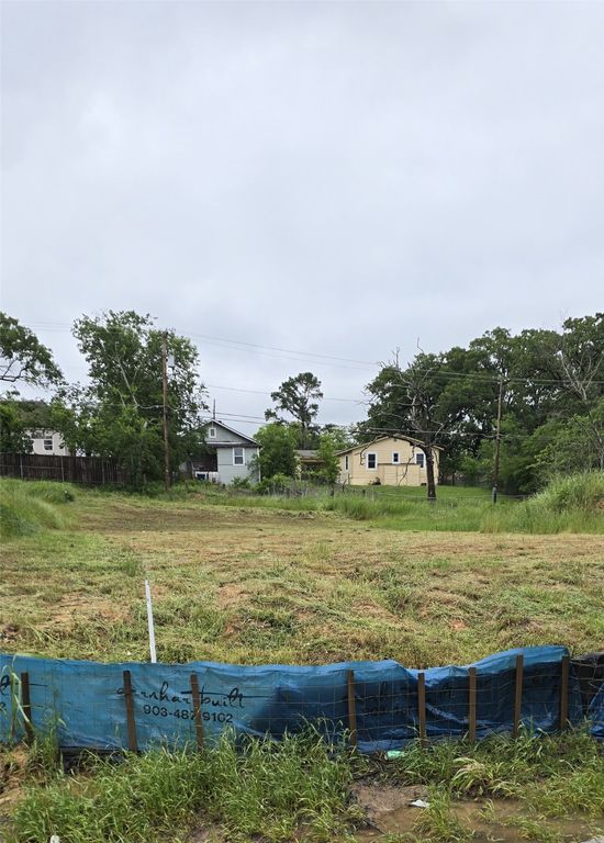 417 E Texas Street, Denison, TX 75021