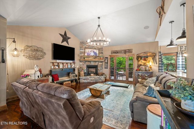 1323 County Road 750, Athens, TN 37303