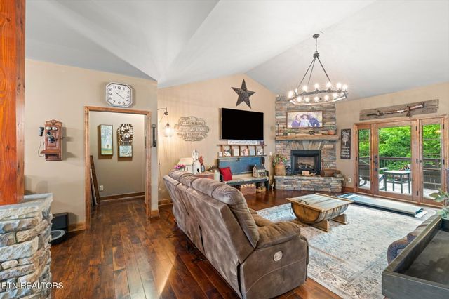 1323 County Road 750, Athens, TN 37303
