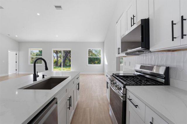 2465 JACOBY CIRCLE, North Port, FL 34288