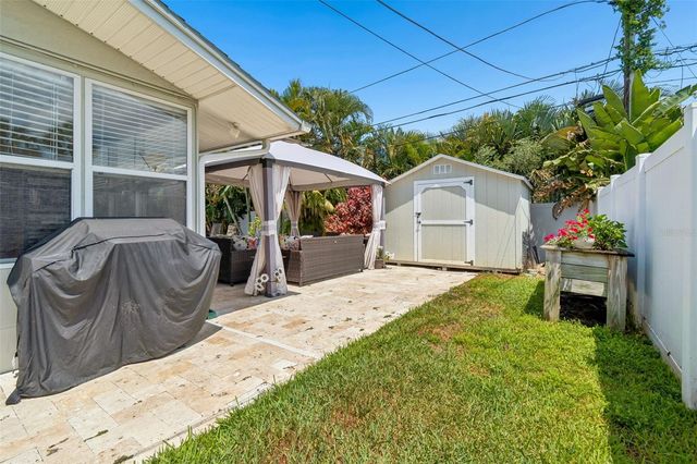 6765 11TH AVENUE N, St Petersburg, FL 33710