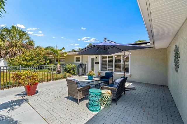 6765 11TH AVENUE N, St Petersburg, FL 33710