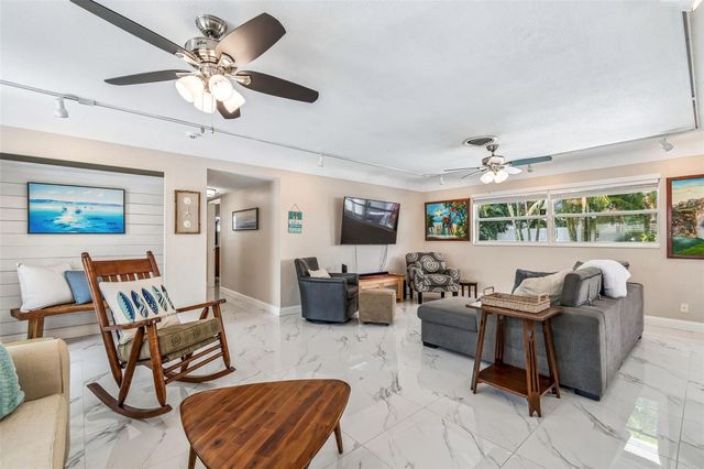 6765 11TH AVENUE N, St Petersburg, FL 33710