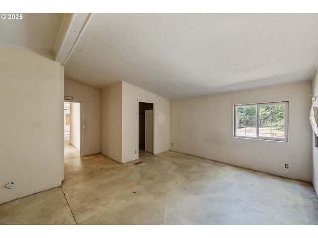 63557 S OLIVE Rd, Coos Bay, OR 97420