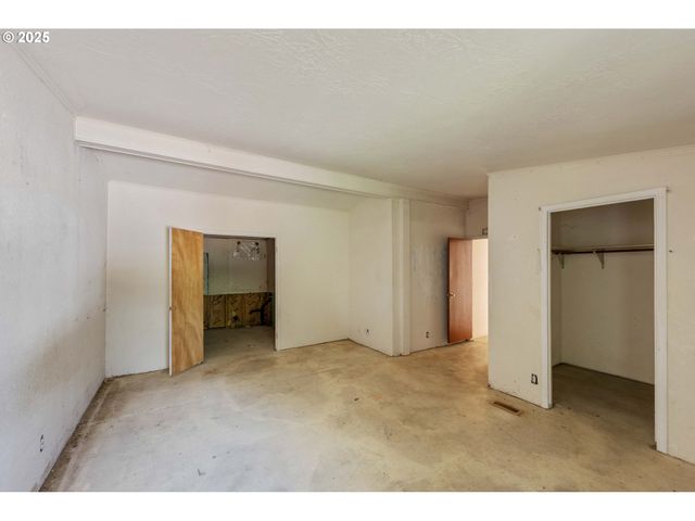 63557 S OLIVE Rd, Coos Bay, OR 97420