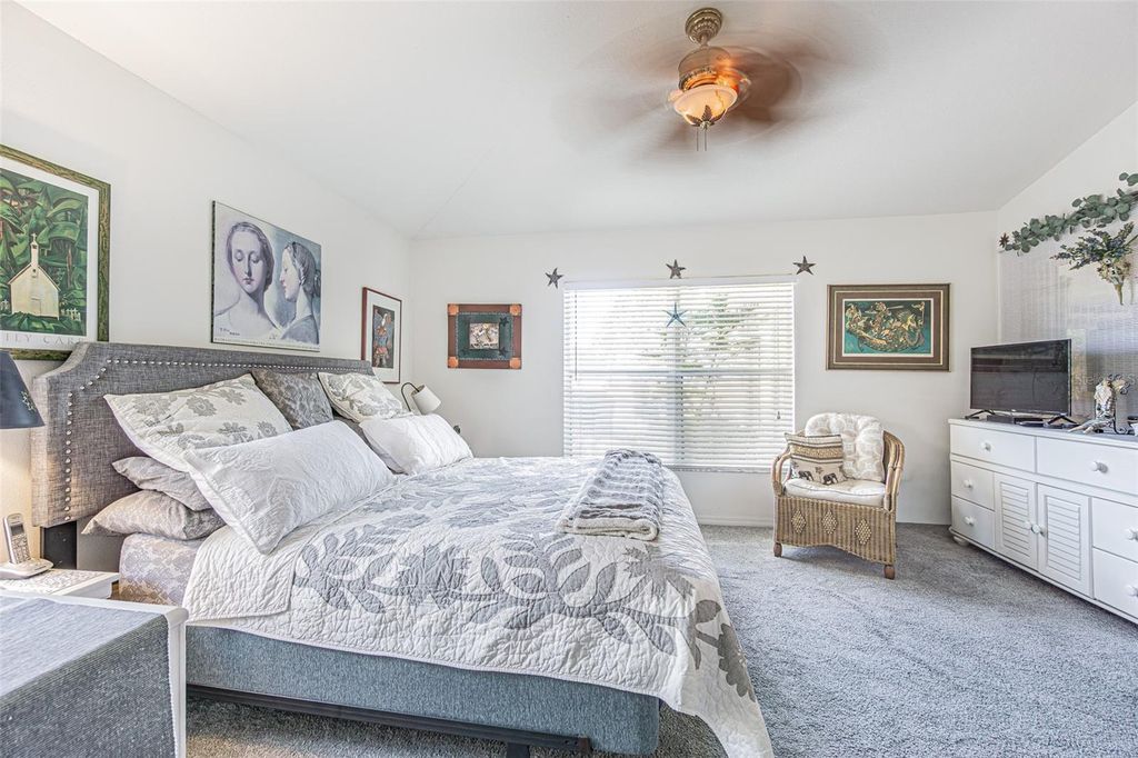 Image 24 of property listing at 9534 ROLLING CIRCLE, San Antonio, FL 33576